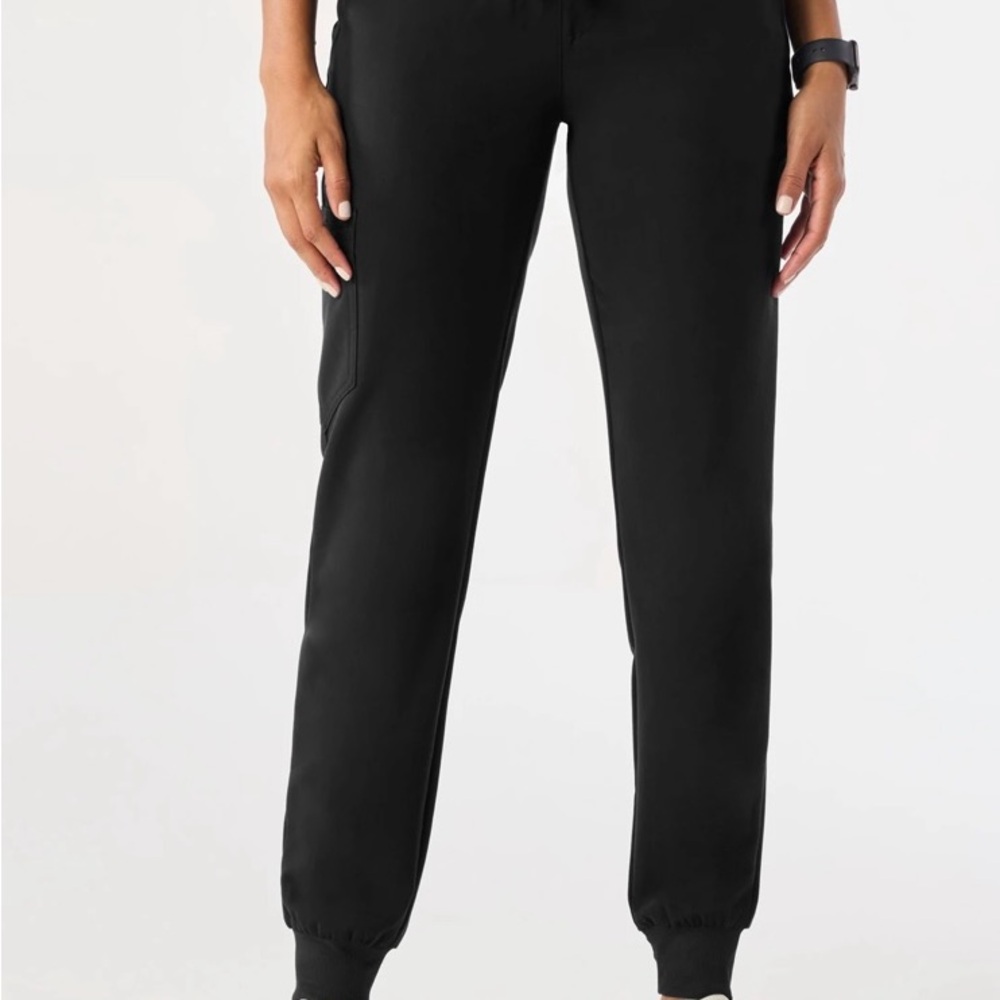 Figs Women's Charcoal Jogger Pants